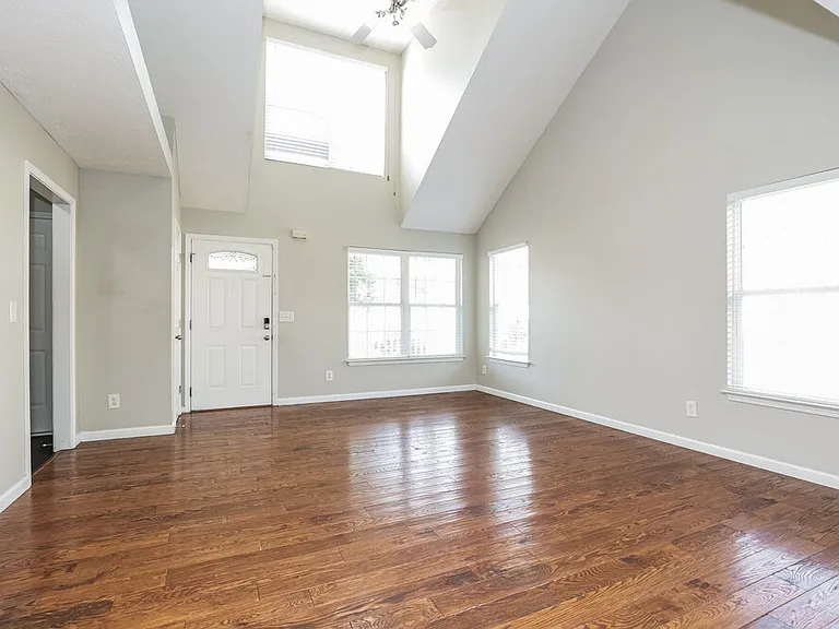 5027 Hectare Ln — Photo 4