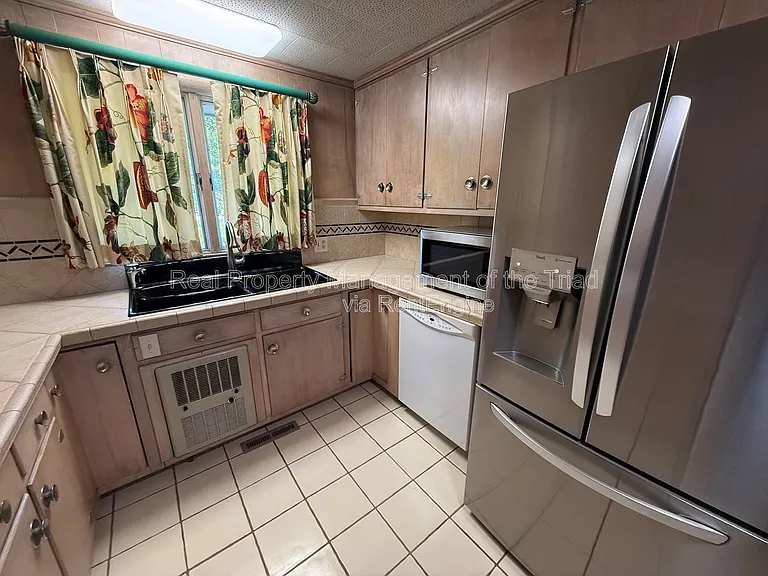 1507 Pinehurst Dr — Photo 12