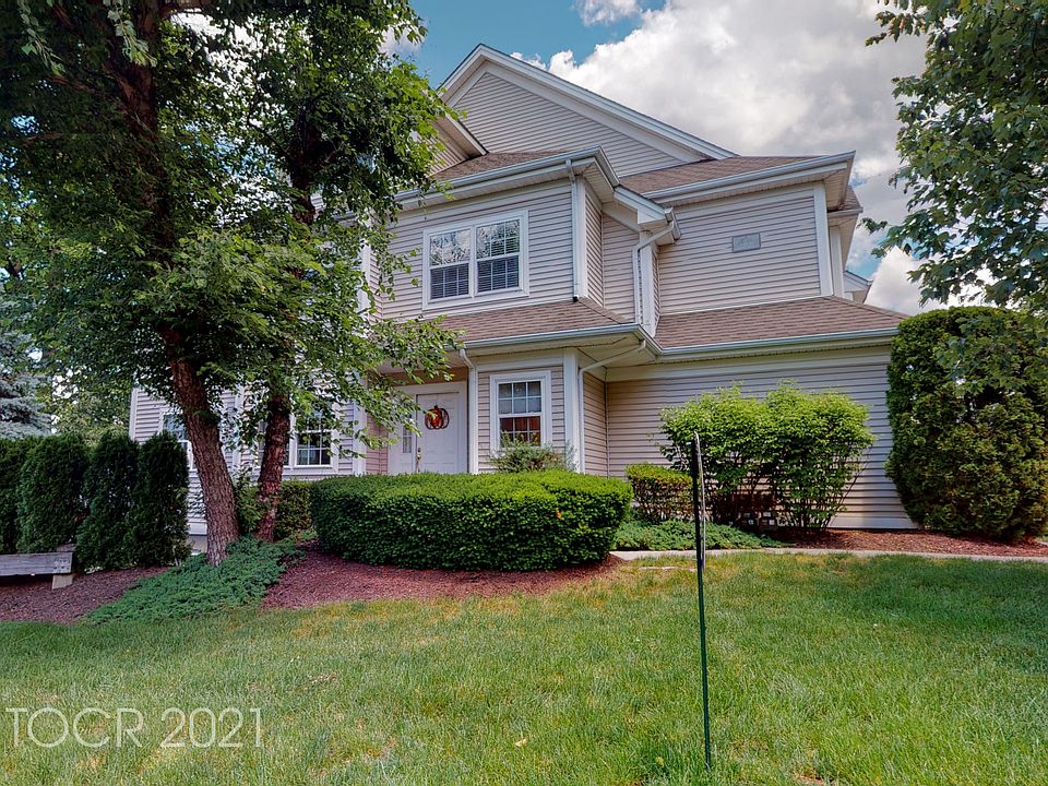 1st image of 29 Crystal Hill Dr