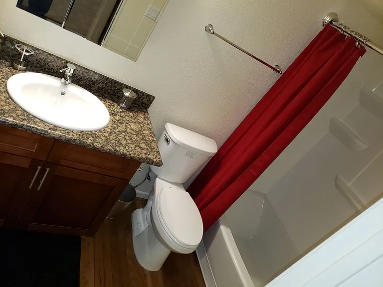 Desert Lakes Apartments — Photo 35