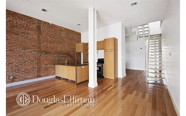 Rented by Douglas Elliman | media 36