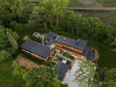 2634 Crosby Rd, Wayzata, MN, 55391