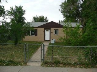1270 Hillside St, Aurora, CO 80010