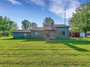 2433 Range Rd, Smiths Creek, MI 48074