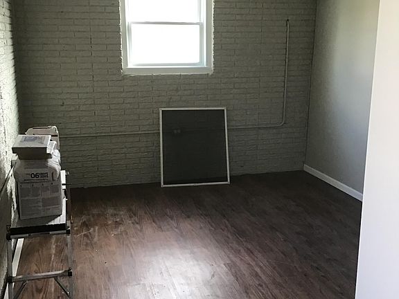 5th image of 4417 Ascot Ct