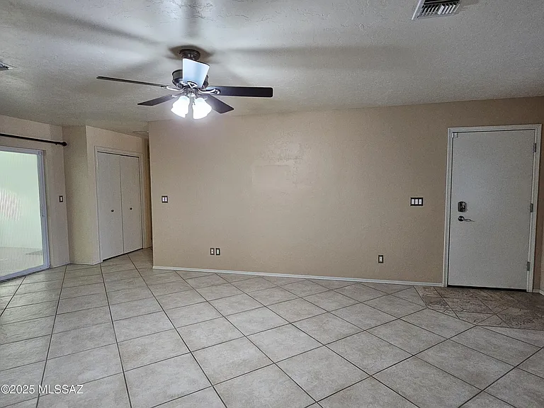 8021 N Padova Pl — Photo 12