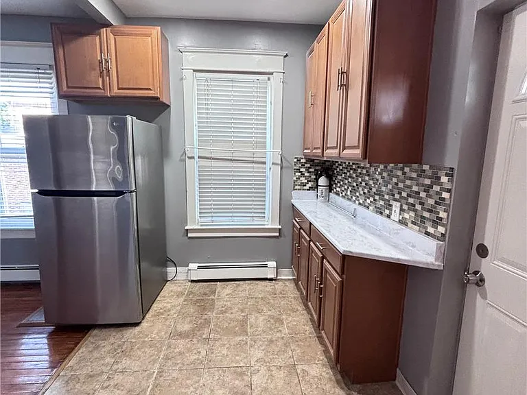1814 W Highland St #1 — Photo 3