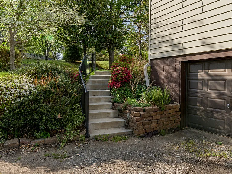 1441 Carpenters Mill Rd — Photo 5