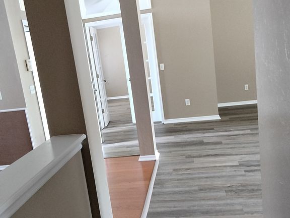 5th image of 2512 Woodsong Dr