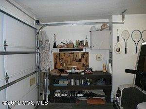 4th image of 1331 N Abrego Dr