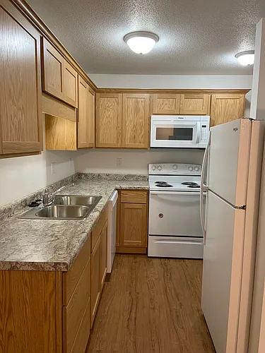 300 Liberty St Photo 1