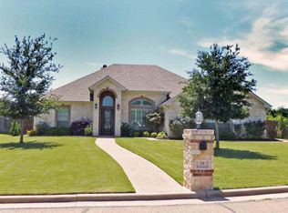 14 N Shore Cir, Waco, TX 76708
