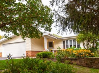 112 S Highland Ave, Thiensville, WI 53092