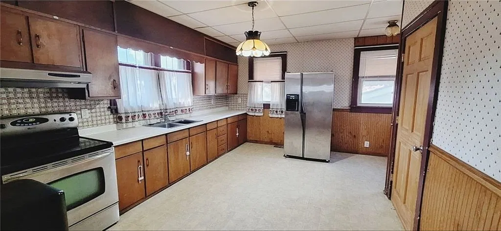 Rent to own + Lease Option — Photo 2