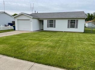 1105 Manahan Dr, Angola, IN