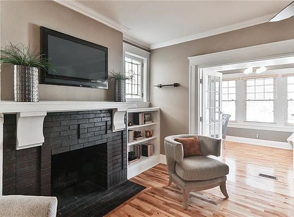 4th image of 2050 Lafayette Ave APT 1W