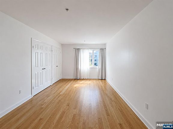 5th image of 1309 15th St