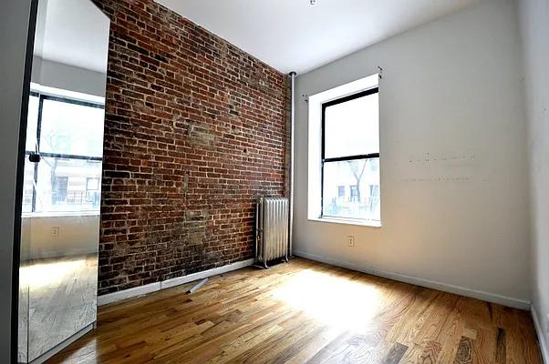 Rented by Bohemia Realty Group | media 6