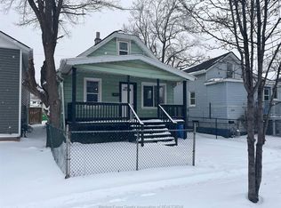 1063 Henry Ford Centre Dr, Windsor, ON N8Y 2T4