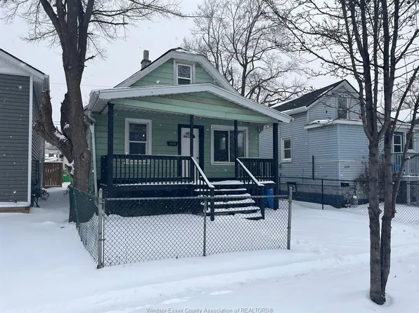 1063 Henry Ford Centre Dr, Windsor, ON N8Y 2T4