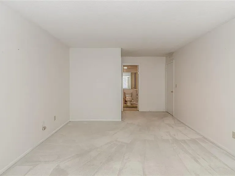 44 Rumson Ct SE — Photo 12