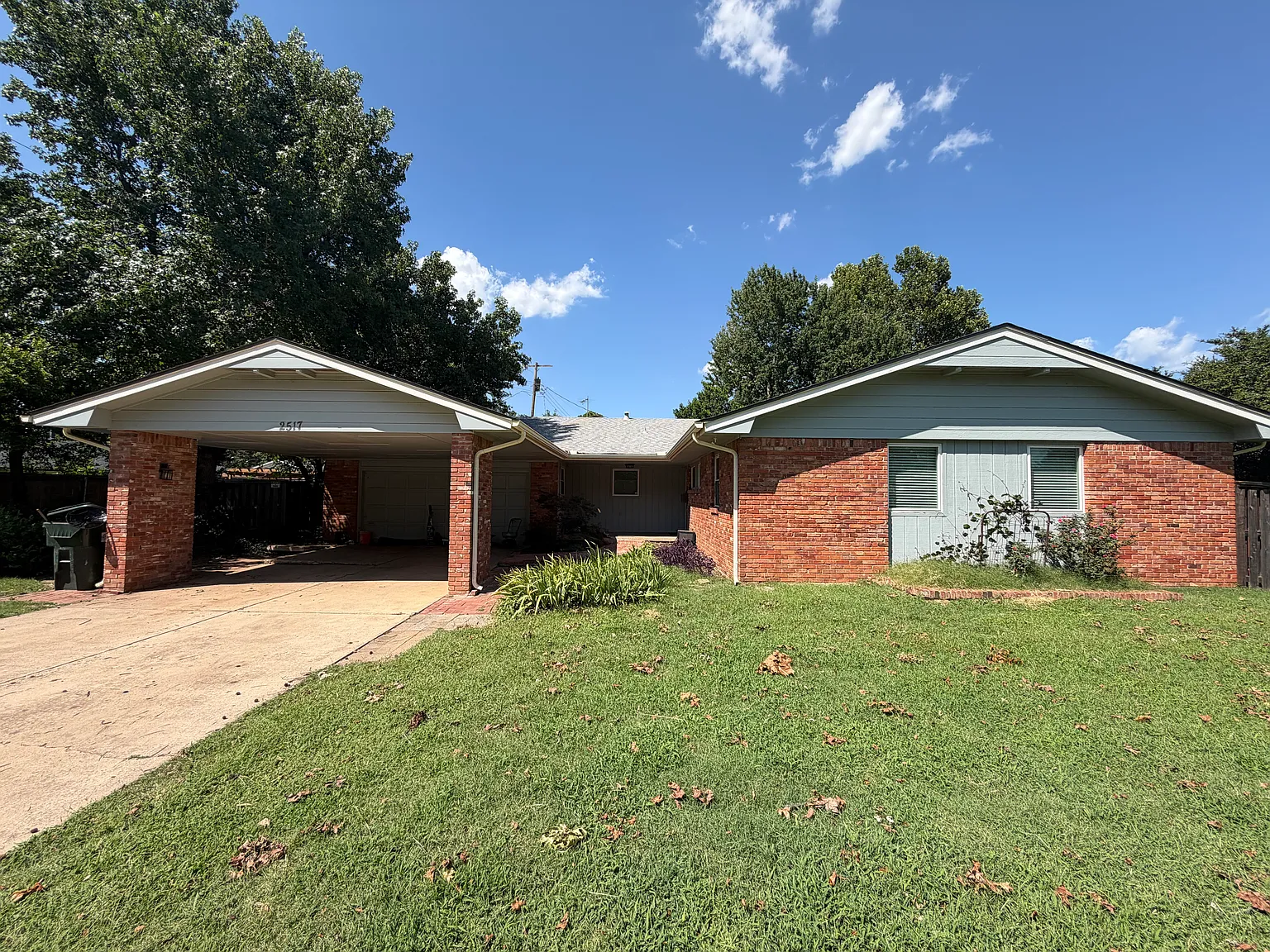4 bed, 2325 sqft, $1,995 — Photo 1