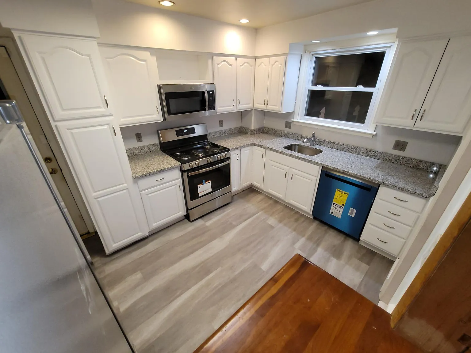 1541 Fitzwatertown Rd — Photo 1