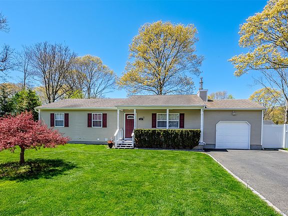2nd image of 405 Puritan Drive