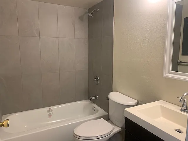 200 Estates Dr — Photo 6