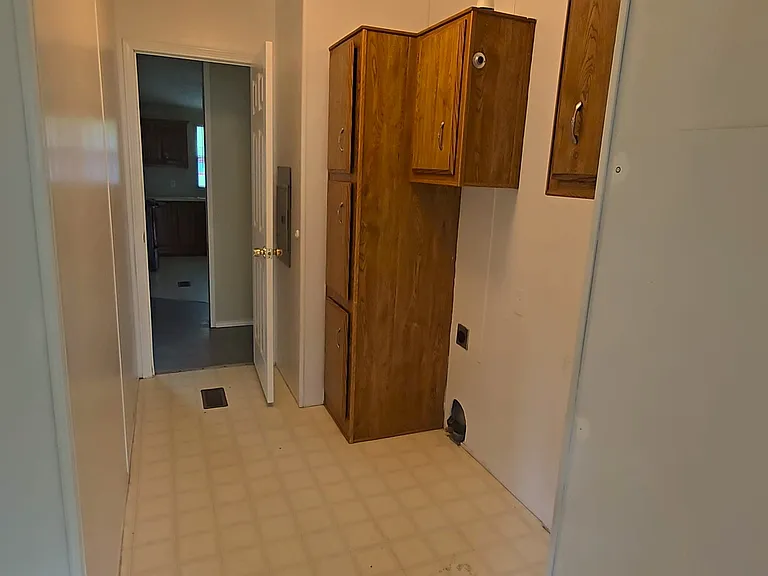 203 Iowa St — Photo 25