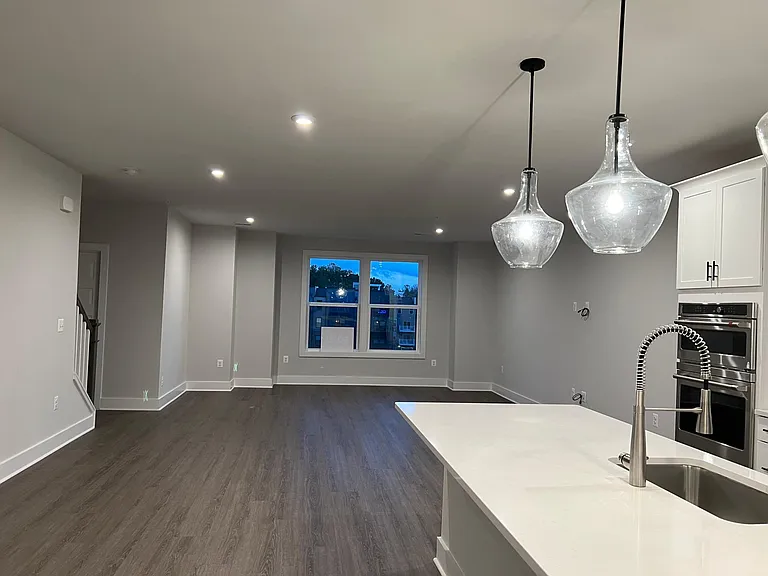 2735 Saint Elias Dr #B — Photo 4