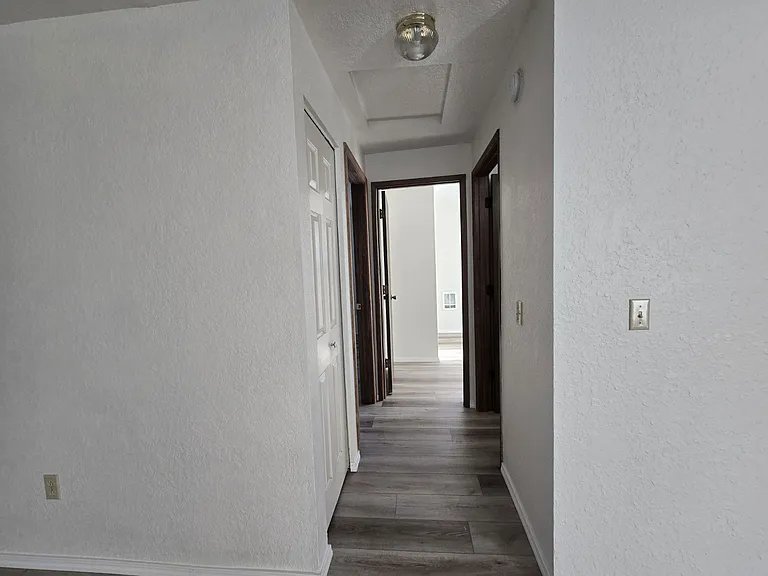 140 Atkinson Ct #19 — Photo 11
