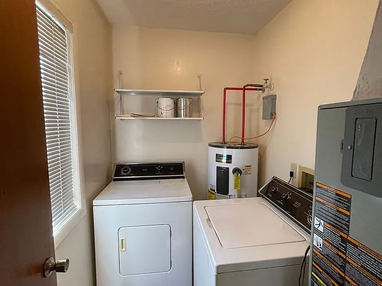 220 Candlebrook Dr — Photo 17