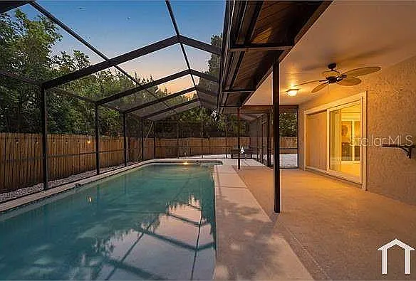 4404 Meadow Creek Cir — Photo 29