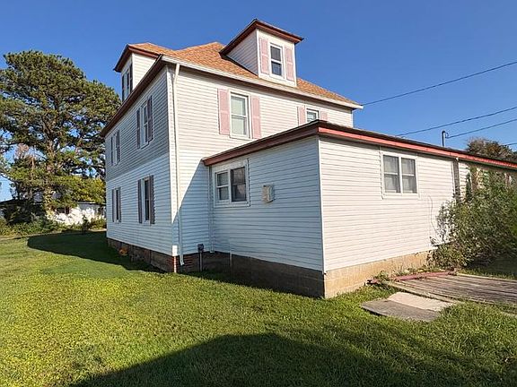 5th image of 4054 Tyler Rd