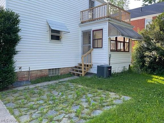 2nd image of 1722 E 291st St