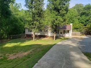 1040 Lindler Dr, Concord, NC 28027