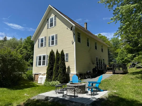 6746 VT Route 100, Whitingham, VT 05361