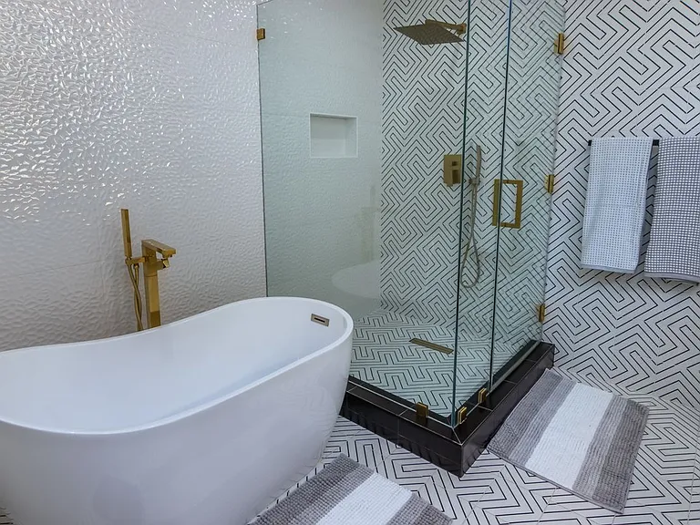 4821 Heaven Ave — Photo 31