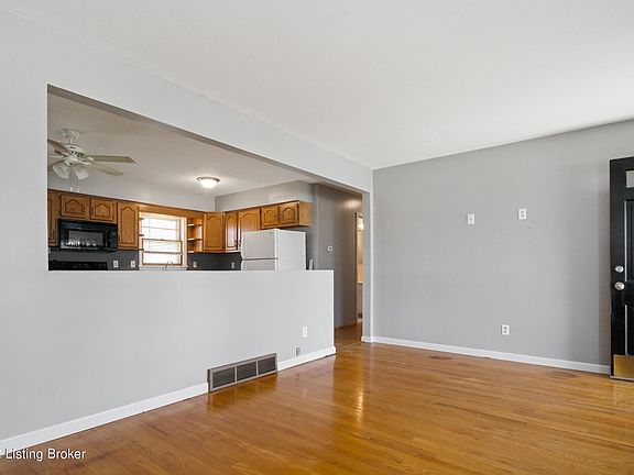 2nd image of 11905 Poplarwood Dr