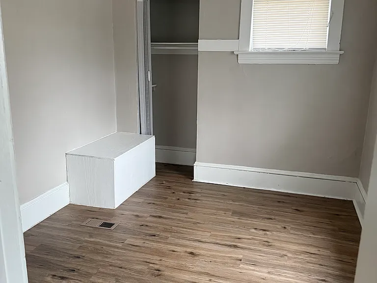 Bedroom (1)