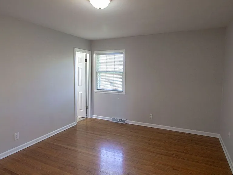 2207 Bushnell Dr — Photo 14