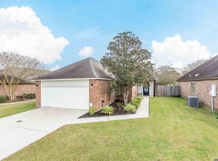 9089 Lake Mist Dr, Baton Rouge, LA 70810