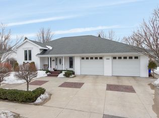 2107 E John St, Appleton, WI 54915