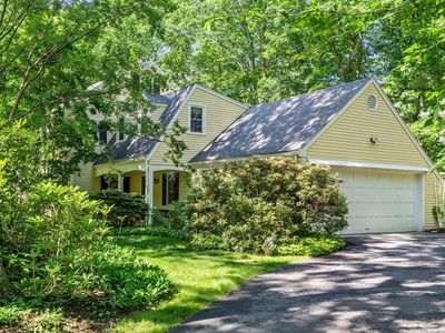 220 Stoney Lea Rd, Dedham, MA, 02026