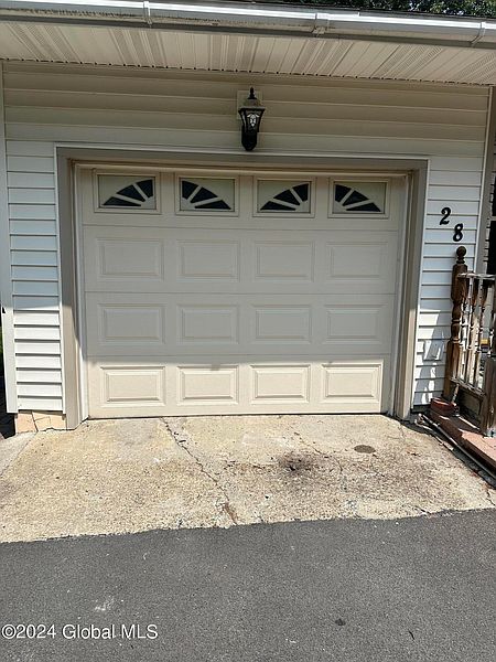 4th image of 28 Hill Drive