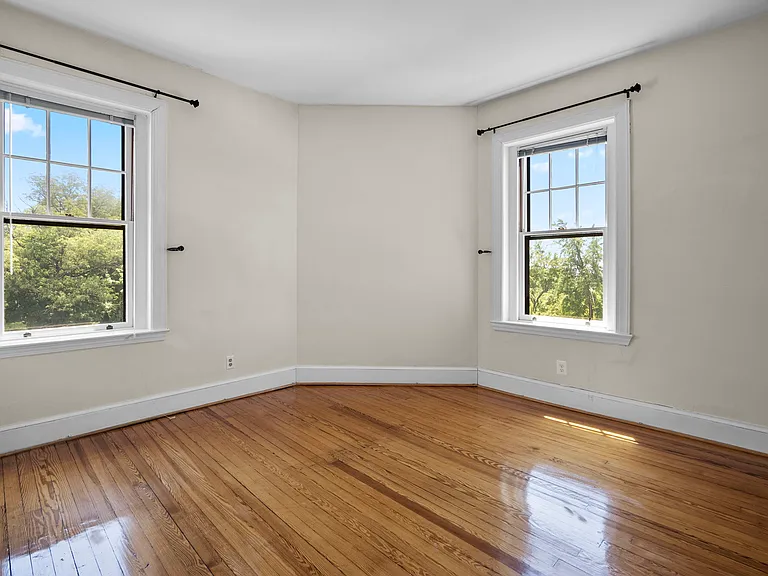 Bedroom #1