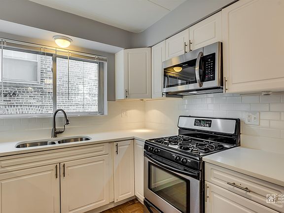 2nd image of 2645 W Carmen Ave APT 103