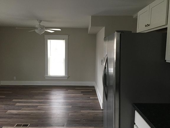 5th image of 620 N Ash St Floor 2