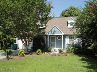 111 N Lisk Dr, Swansboro, NC 28584